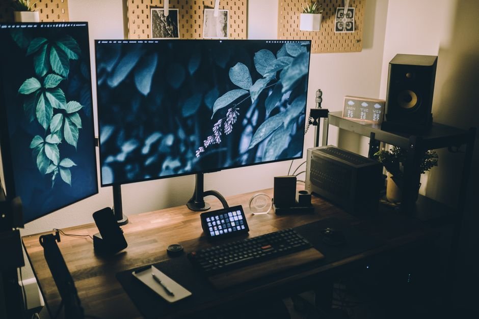 tech review image for Best 4K Monitors in 2026